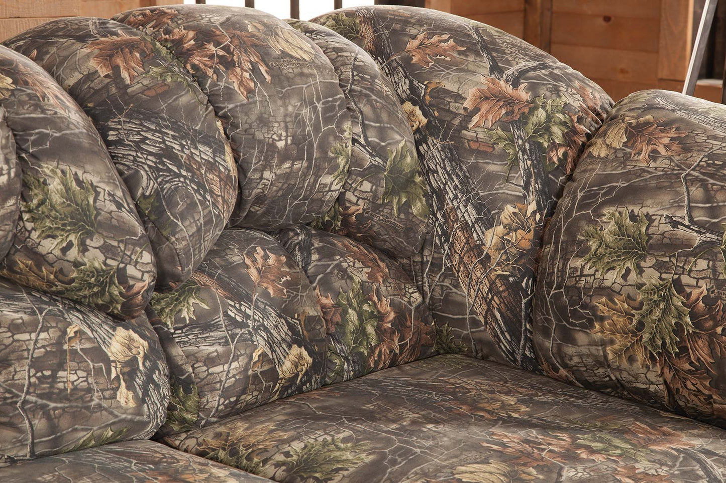 A86V1 Loveseat - Camouflage