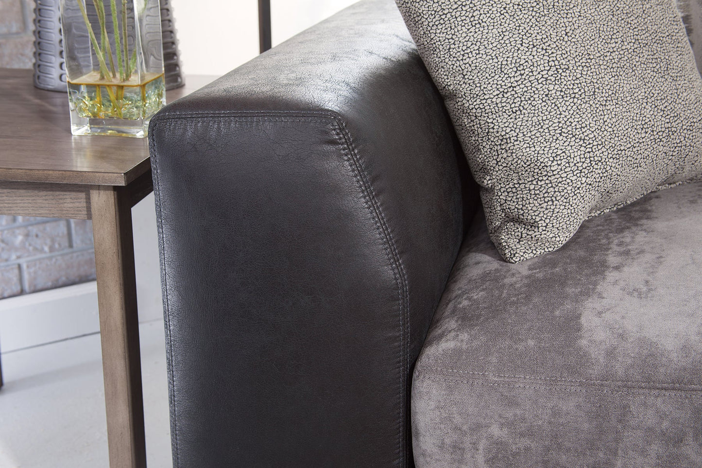 A317 Sectional and Chair Set
