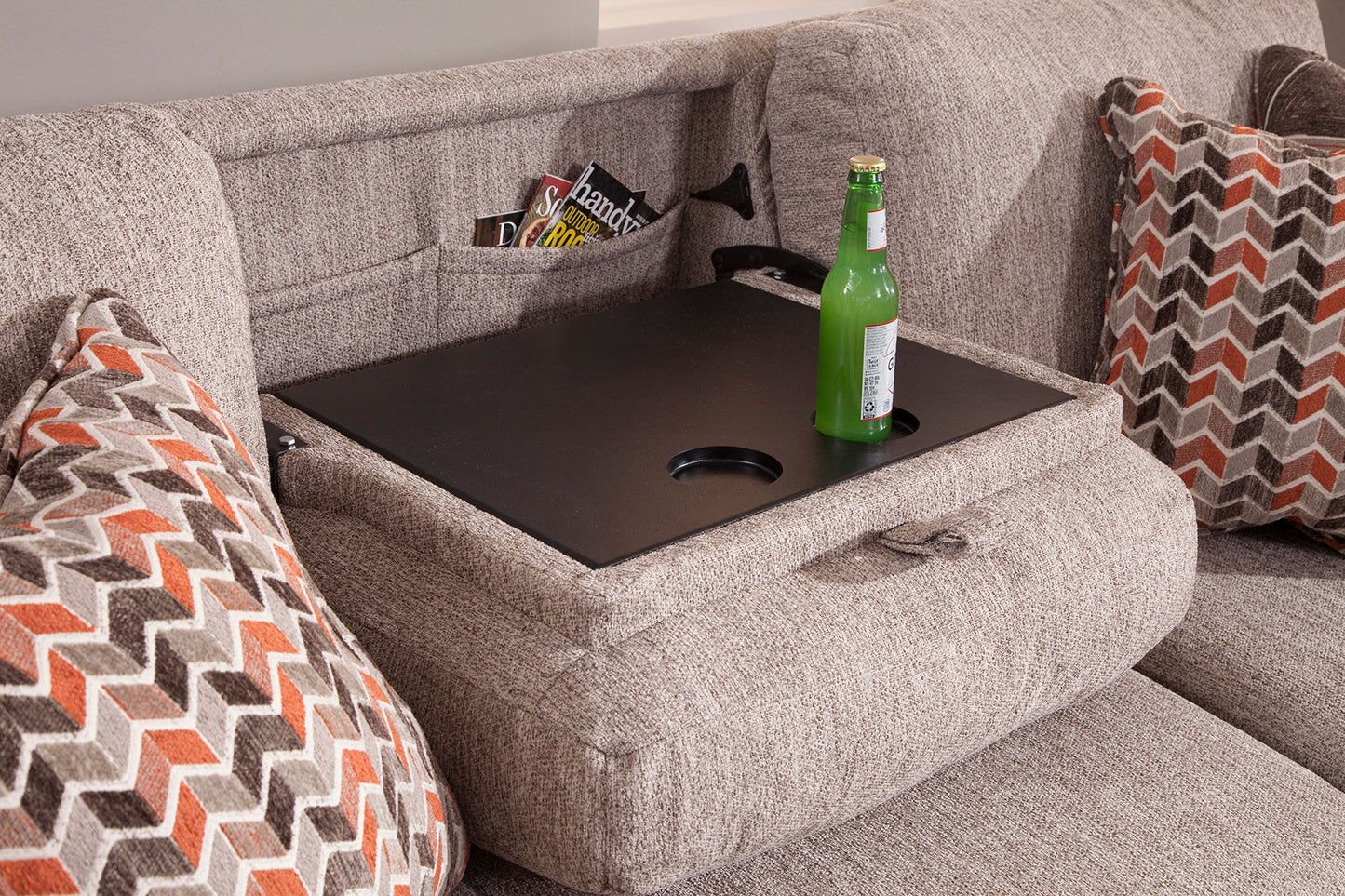 S347V1 Sofa - Salt and pepper
