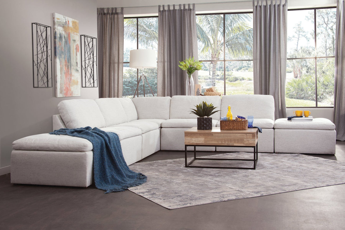 A360V7 Cocktail Ottoman